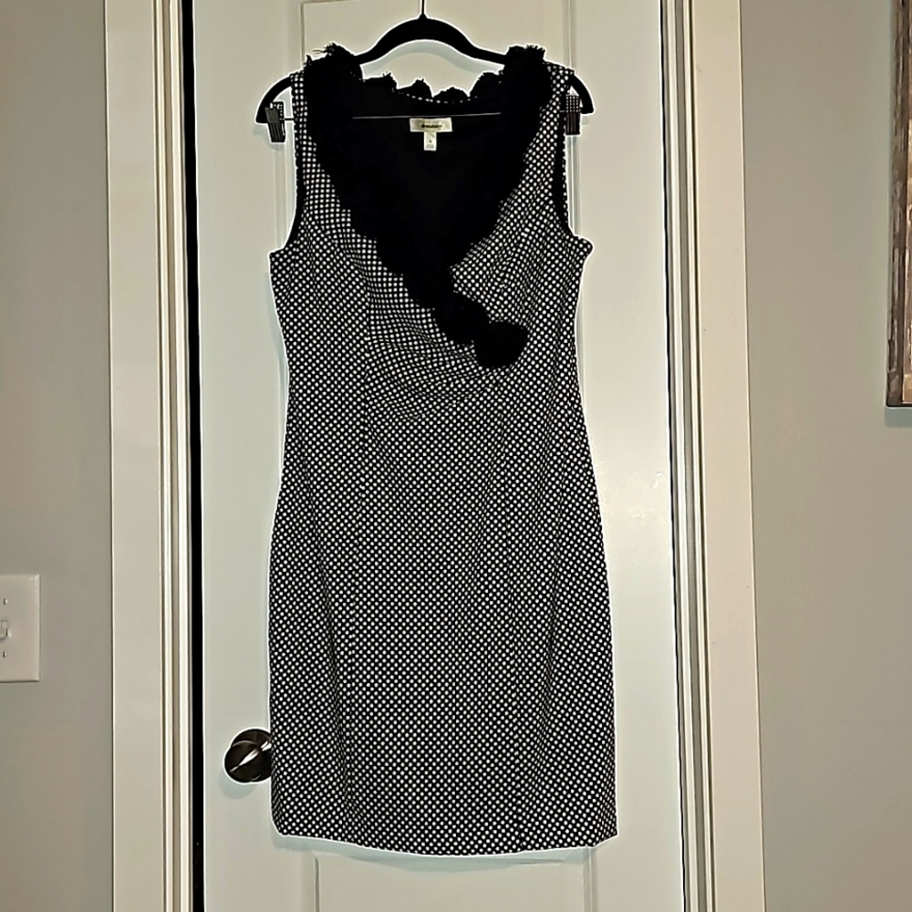 Dressbarn Swanky Pin-Up Vibes Feminine Dress Black Roses Curve loving VGUC Sz 12